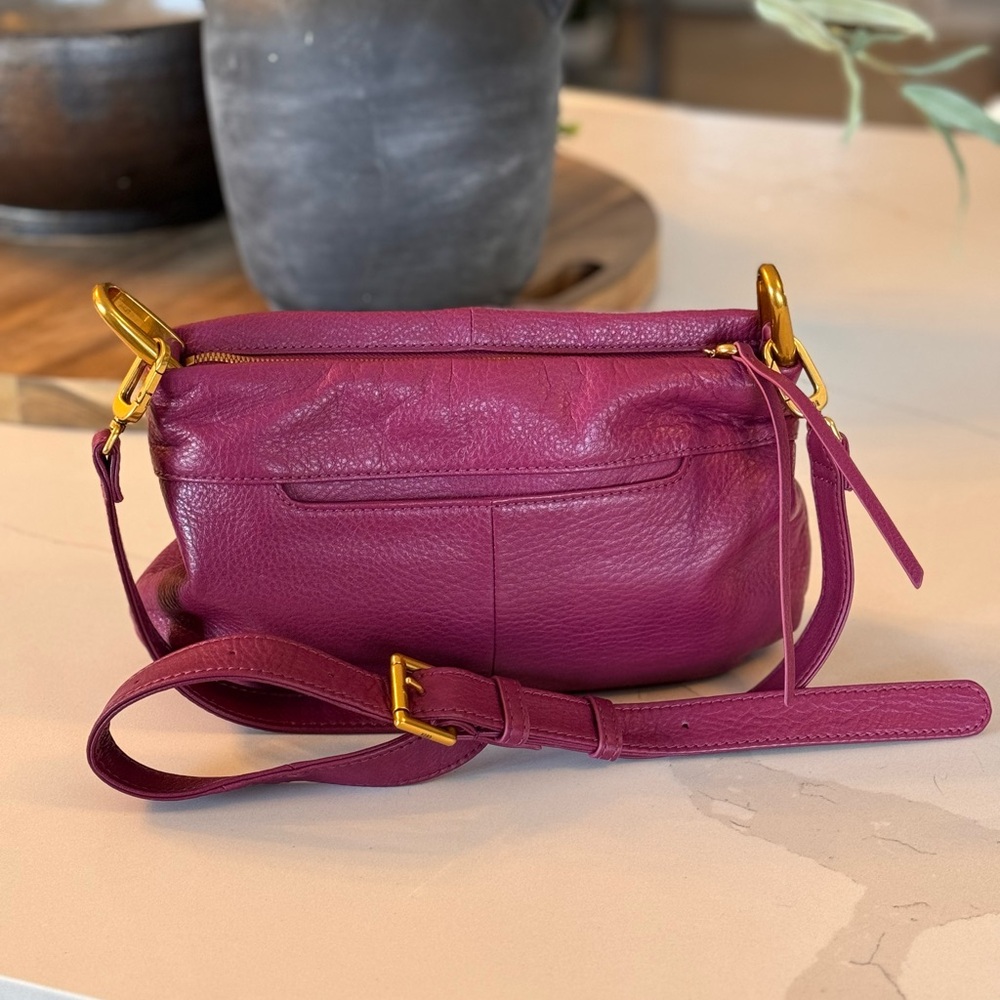 Hobo Vance Crossbody – Rare Winter Orchid, Cult-Favorite Color